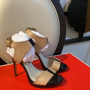 Michael Kors shoes used in good condition